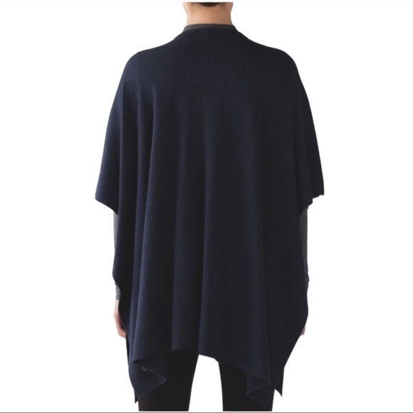 Lululemon Athletica After Asana Wrap Sweater - Picture 2 of 11